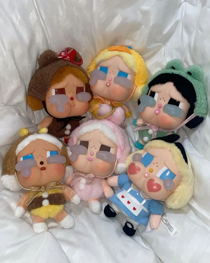 CRY BABY – Limited Edition